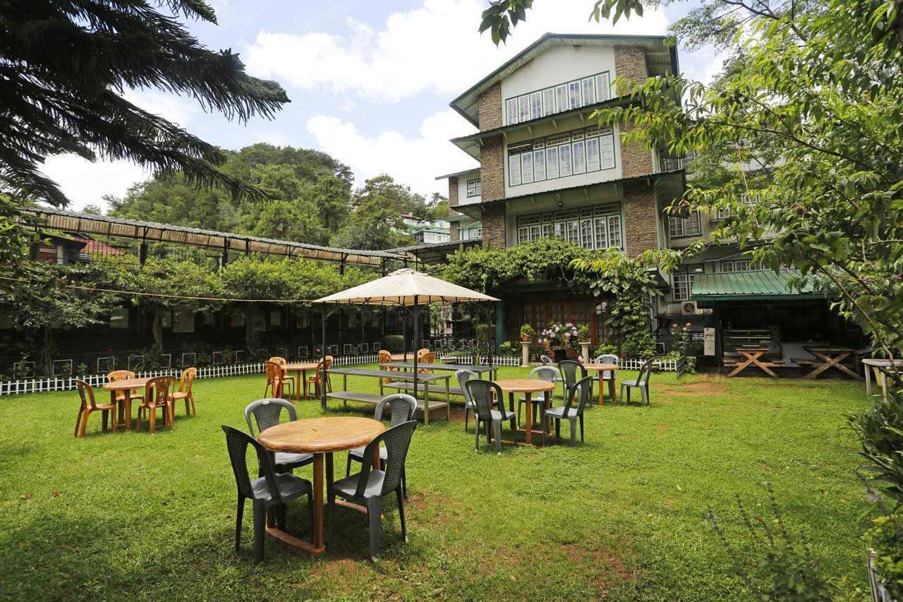 Oyo 2402 Hotel Highwinds Shillong Buitenkant foto